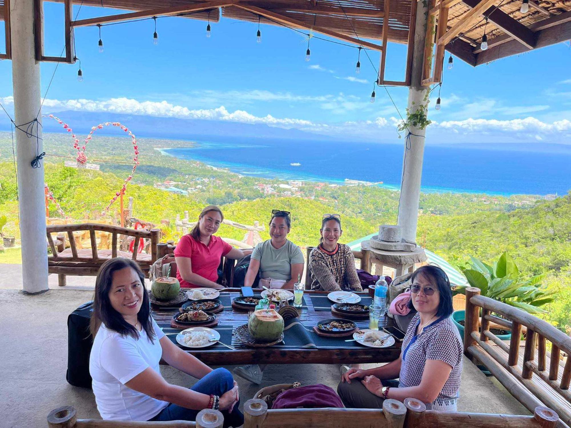 Thornton'S Sea View Cafe & Guesthouse Siquijor Room photo